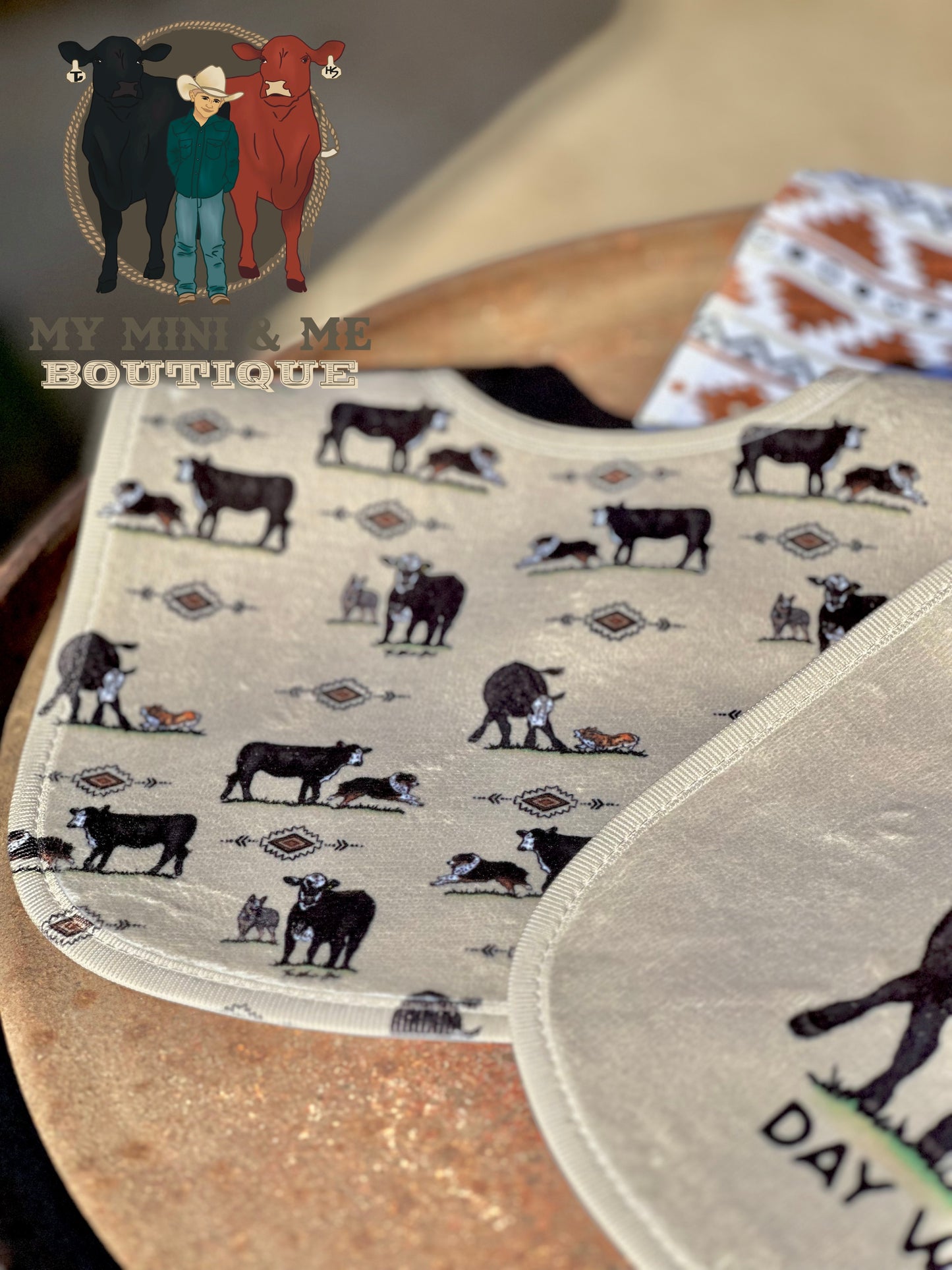 Day Workin' Bib Set