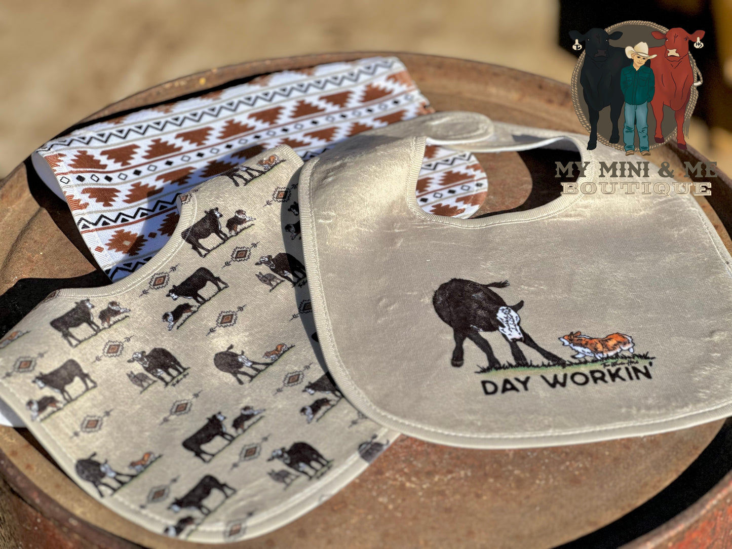 Day Workin' Bib Set