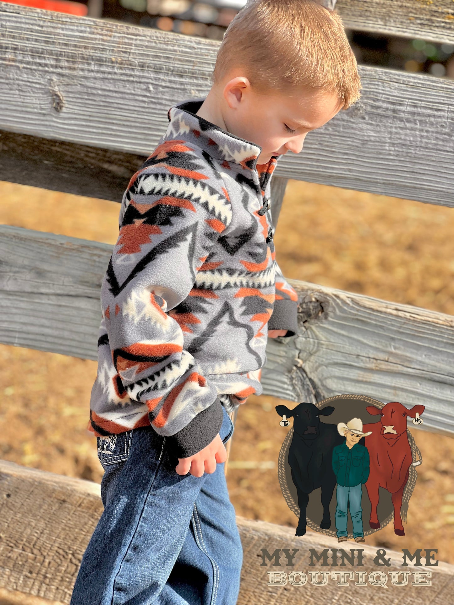 Mountain View Pullover